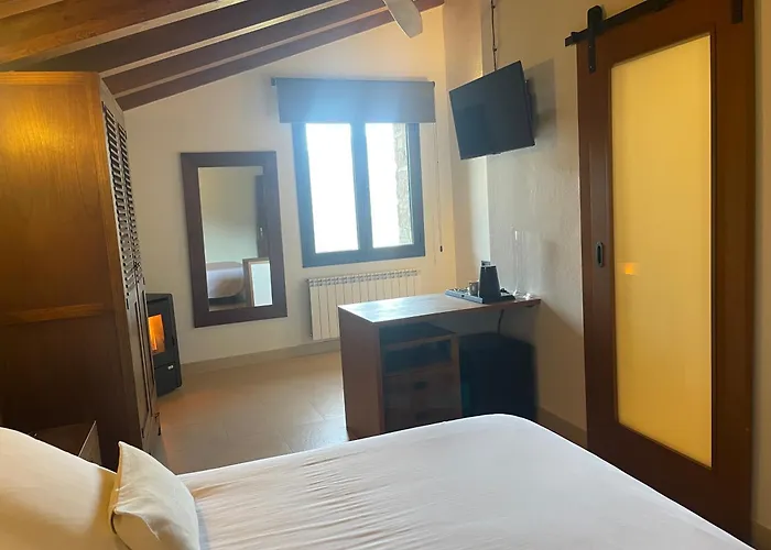 Les Flors - Hotel Rural & Cabanyes